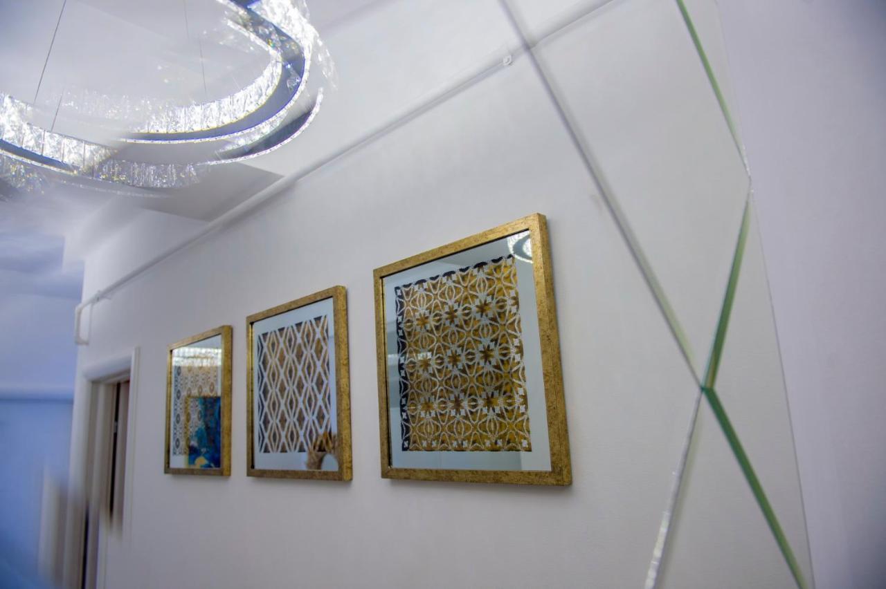 Summerland Luxury Velvet Front Sea View Apartment Mamaia Luaran gambar