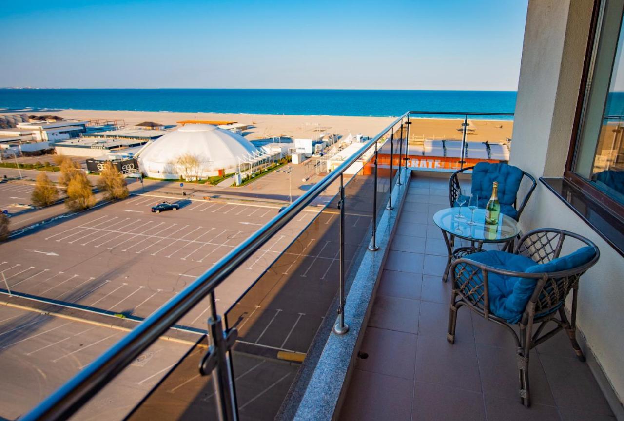 Summerland Luxury Velvet Front Sea View Apartment Mamaia Luaran gambar